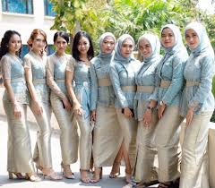 We did not find results for: 10 Inspirasi Busana Bridesmaid Berbagai Warna Di Hari Pernikahan