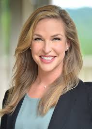 Ashley Reiss's Instagram, Twitter & Facebook