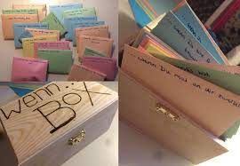 Alles was du dafür benötigst ist eine große kiste, briefumschläge (so viele wie du willst) und ein paar kreative ideen. Wenn Box Offnen Wenn Briefe Fur Die Beste Freundin Wenn Du Eine Id Diy Geschenke Bester Freund Gutschein Geschenke Geschenkideen Freundin Geburtstag