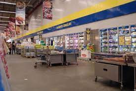 Selgros se află printre liderii comerțului românesc pentru că își îndeplinește cu seriozitate misiunea de a oferi, zilnic, o gamă variată de produse. References Import Export Lengyel