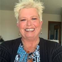 Vanessa Perryman's Instagram, Twitter & Facebook