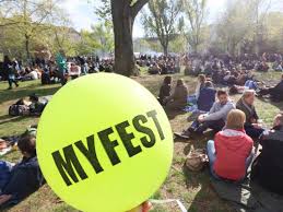 May day (der erste mai, tag der arbeit) is an ancient festival to welcome the spring weather and to drive away evil spirits. 1 Mai Linksautonome Beharren Auf Demo Route In Kreuzberg Berlin De