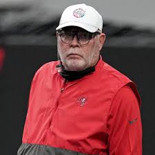 Tampa bay buccaneers coach bruce arians views an nfl coaching staff as a group of teachers. Jik8r2vqutnglm