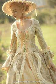 الموضة الفيكتورية الاناقة في العصر الفيكتوري historical dresses georgian women fashion