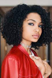 We Got Ready With Yara Shahidi For Tonight S Black Girls Rock Awards Natural Hair Styles Curly Hair Styles Naturally Womens Hairstyles