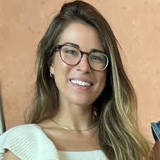 An Executive MBA 4 years in the making. This would not have been possible  without an endlessly supportive community. My husband Dylan Harris who  pitched in extra around our house while I