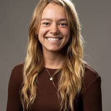 Shannon Twomey's Instagram, Twitter & Facebook