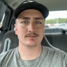 Logan (@LoganBolton7)