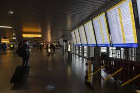 Wer nach deutschland reist und sich innerhalb von 14 tagen vor der einreise in einem risikogebiet aufgehalten hat, ist grundsätzlich verpflichtet, sich nach der einreise auf direktem weg nach hause oder in eine andere geeignete unterkunft zu begeben und sich dort 14 tage lang zu isolieren. Corona Pandemie Niederlande Erklaren Deutschland Zum Risikogebiet