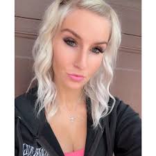 Anyone whose there at the moment I keep seeing videos of a shop in the park  that's just got Halloween stuff in it. Can anyone tell me which shop it is  please?