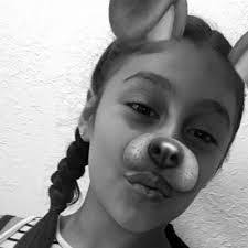 Daisy Barrientos's Instagram, Twitter & Facebook