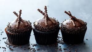 The chocolate cake is a novelty shooter which combines the flavors of frangelico liqueur, lemon, and brown sugar to create the convincing impression of a chocolate cake.urban foodie. Hilal Cup Cake Ki Recipe Search Page