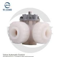 Manual Biochemical Industry Special PVDF Three-Way Plastic Ball Valve with Bracket ANSI JIS Standard