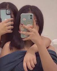 اكسبلور صور افتار افتارات رمزيات رمزيات بنات ستوريات سنابات صور بنات بنات اسئلة ستوري cartoon wallpaper iphone mirror selfie cartoon wallpaper
