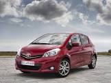 Toyota-Yaris-(2012)