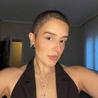 800+ "Viloria" profiles