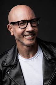 Ron Thurston's Instagram, Twitter & Facebook