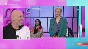 Η τραγουδίστρια και παρουσιάστρια του μουσικού ριάλιτι, δήλωσε πως «όταν μου έγινε αυτή η. Kalo Meshmeraki Xrysh Thleorash 11 03 2020 Youtube