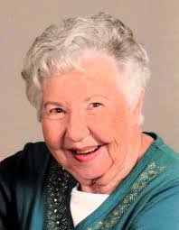 Sandra Mahan's Instagram, Twitter & Facebook