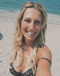 Very good fish in Psaroupula Taverna in Platamonas 🔝 . .  #ellenikairenepaximadas #ellenika #rockstar #metalsinger #rocksinger  #musician #music #greek #italian #rome #italy #thessaloniki #litochoro  #greece #beauty #model #fish #psarotaverna #dinner ...