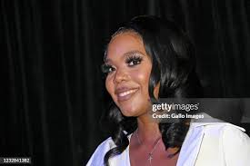 153 Elaine Sun Photos & High Res Pictures