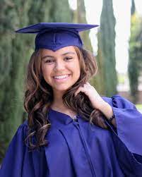Graduation Pose 3 Graduation Hairstyles With Cap Hairstyles For Gowns Senior Portraits Hairstyles