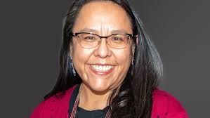 How 2 big Phoenix-area school districts are taking