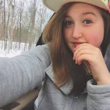 Abby Picard (@officialapicard)