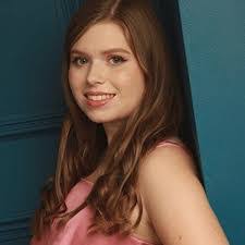 Isobel Nash's Instagram, Twitter & Facebook