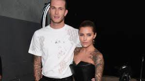 Das foto hatte thomalla am samstag auf instagram veröffentlicht. Bei Jetski Tour Sophia Thomalla Zeigt Kehrseite Im Netz Weltweitestars