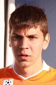 Bavimo se proizvodnjom drvenih paleta, briketa za grejanje ruf, praskastih materijala. Datei Aleksandar Dragovic Fk Austria Wien Jpg Wikipedia