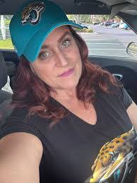 Lisa Bowersock's Instagram, Twitter & Facebook