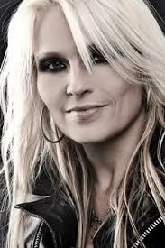 Pin von Gary Forster auf Women rock!