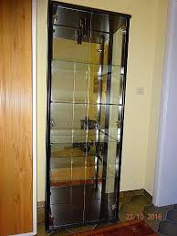 Sammlervitrine Schwarz 4 Glasb Ouml Den Vitrine Sammlervitrine Glasboden
