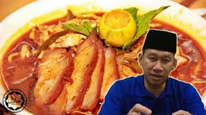 Kalau tidak boleh dimakan, apa yang kita lakukan dengannya ? Q A Hukum Makan Ulat Sagu Dan Ulat Ulat Lain Youtube