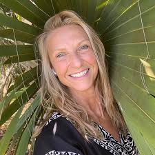 Kim Roth (@1creativekim) · Hamilton, MT