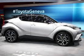 New Toyota C Hr Gets 1 2l Turbo 2 0l And 1 8l Hybrid Powertrains New Pics Carscoops Toyota C Hr Subcompact Suv Toyota
