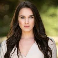 Amber Rossiter's Instagram, Twitter & Facebook