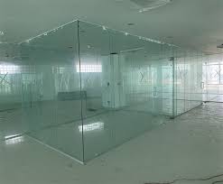 Toughened glass door for garment store | glass door / partition installation ideas 2020. 10 Mm 12mm Clear Tempered Glass Partition Walls