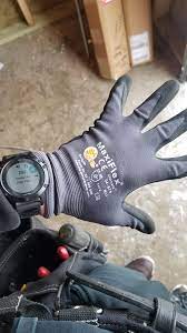Do you wear gloves? Huge recommendation on these MaxiFlexs. Available on  Amazon. : r/electricians