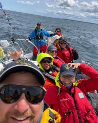 Are you hungry? 🙋‍♀️ For food or glory, both are