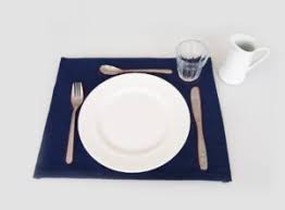 Calberte signifierait endroit plat et vert: Comment Avoir Un Enfant Qui Se Comporte Bien A Table Et Prenne Du Plaisir A Manger Grace A La Methode Montessori