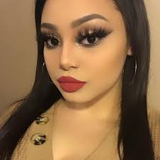 Glam Talk With Natalie