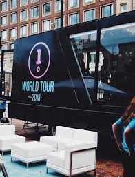 Get Glowing With Hydrafacial Taylor Cuqua Tours Broadway Shows World