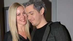 Maybe you would like to learn more about one of these? Gia Ayto Xwrisan Xatzhgiannhs Makrypoylia Meta Apo 5 Xronia The Paper