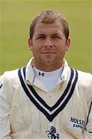 Walker returns to the four-day fray