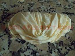 hazir yufkadan buzgulu midye borek mekik pileli duvak istiridye bo yemek tarifi istiridye kolay yemek tarifleri yemek