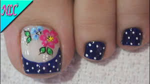 Mar 10, 2020 · es mejor que escribas sobre él, sobre todo lo que te hace sentir y de los recuerdos. Diseno De Unas Para Pies Flores Y Frances Muy Facil Flowers Nail Art French Nail Art Nlc Youtube