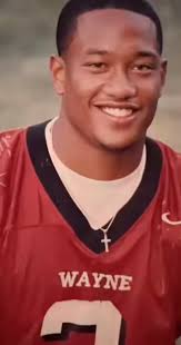 @marcwithglasses's video Tweet