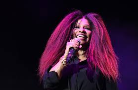 Chaka Khan Didnt Enjoy Oprahs Legends Ball, Despite Sitting Next to  Michelle Obama